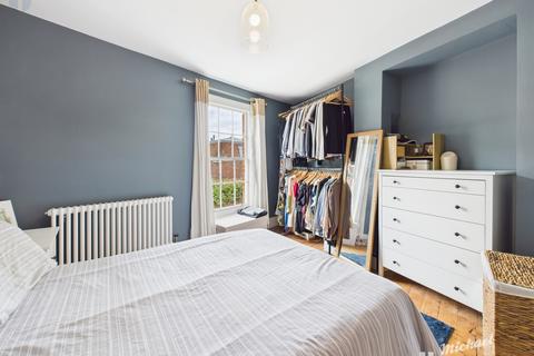 2 bedroom terraced house for sale, Nelson Terrace, Aylesbury, Buckinghamshire