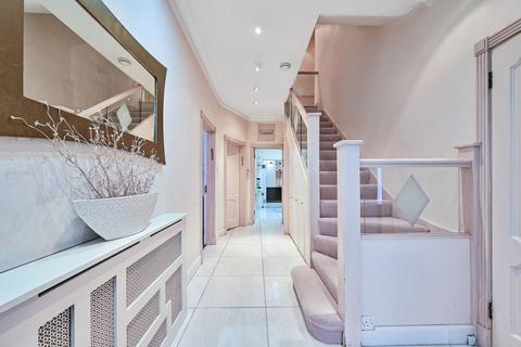 undefined, Eastside Road, Temple Fortune, London, NW11