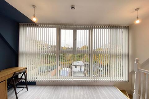 undefined, Alpha Road, London SE14
