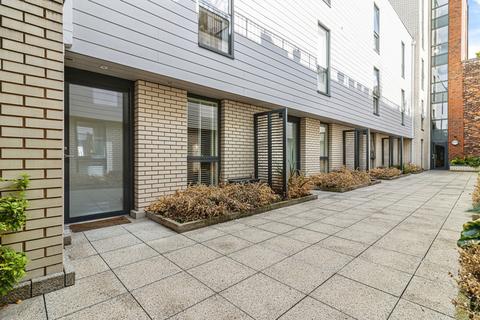 3 bedroom apartment for sale, Blossom Street, Manchester M4