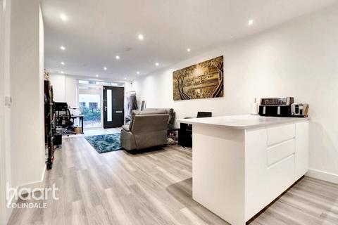 undefined, Hoy Close, NW9