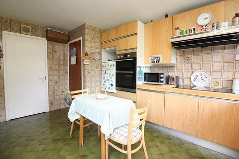 undefined, Walnut Tree Road, Pirton, Hitchin, SG5