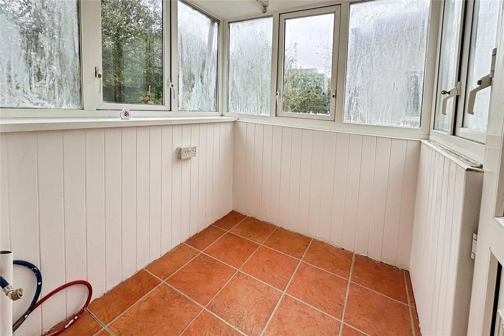Utility/Rear Porch
