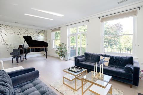 undefined, Lancaster Gardens, Wimbledon Village, London, SW19