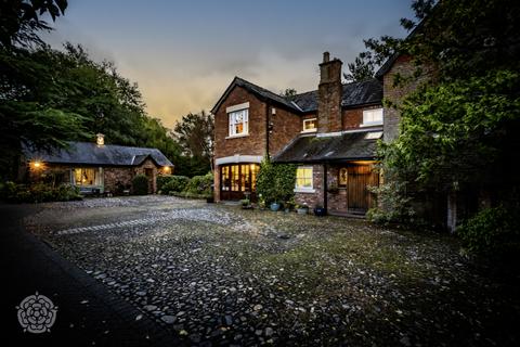 5 bedroom detached house for sale, Barrow Hall Lane, Great Sankey, Warrington, Cheshire, WA5 3AE