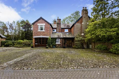 5 bedroom detached house for sale, Barrow Hall Lane, Great Sankey, Warrington, Cheshire, WA5 3AE