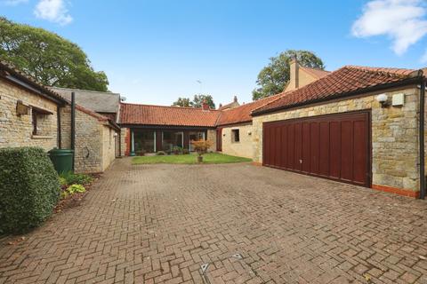 undefined, Far End, Boothby Graffoe
