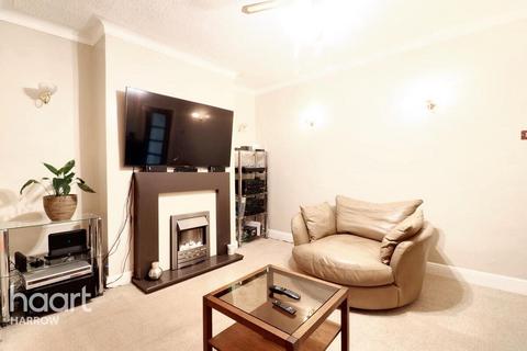 4 bedroom terraced house for sale, Boxmoor Road, Harrow
