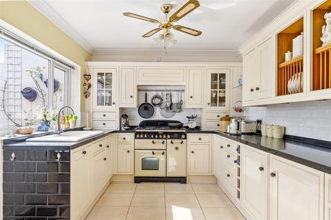3 bedroom detached house for sale, Manscombe Road, Torquay