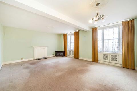 2 bedroom flat for sale, Queensway, London W2
