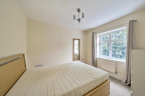5 bedroom detached house to rent, Fauna Close, Stanmore HA7