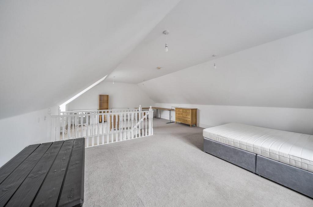 Davidson Frost-Wellings, DFW, Fauna Close, Room.jp