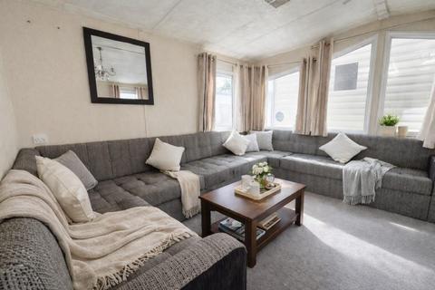 2 bedroom park home for sale, Carlton Meres Holiday Park