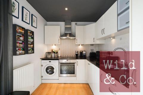 2 bedroom flat for sale, Roman Apartments, Silesia Buildings, Hackney