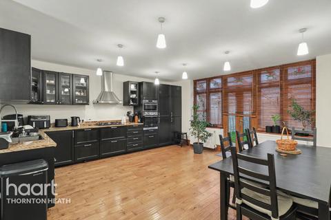 undefined, Galpins Road, Thornton Heath