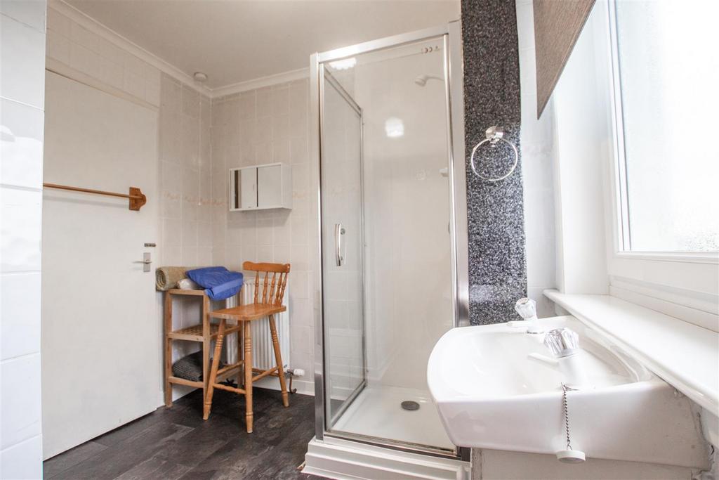 Bathroom-1.jpg