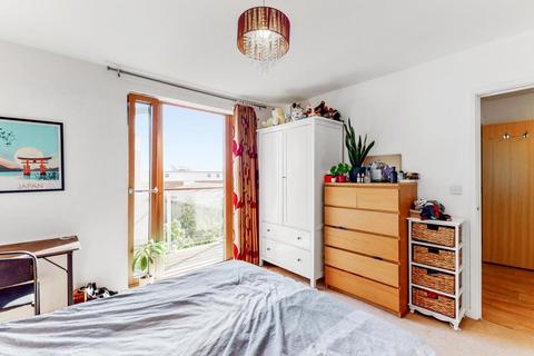 1 bedroom flat for sale, Harrow Road, College Park, London