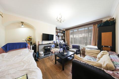 2 bedroom maisonette for sale, Wide Way, Mitcham, CR4