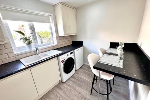 undefined, Orchard Way, Brighouse