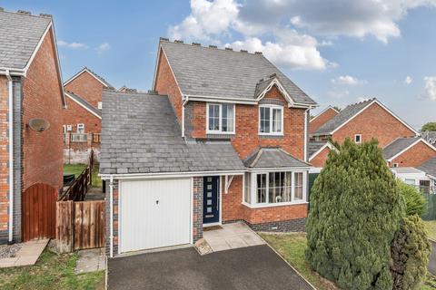 3 bedroom detached house for sale, Llwyn Perthi, Arddleen, Llanymynech, Powys, SY22
