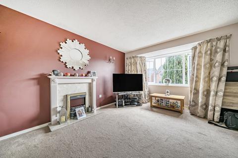 3 bedroom detached house for sale, Llwyn Perthi, Arddleen, Llanymynech, Powys, SY22