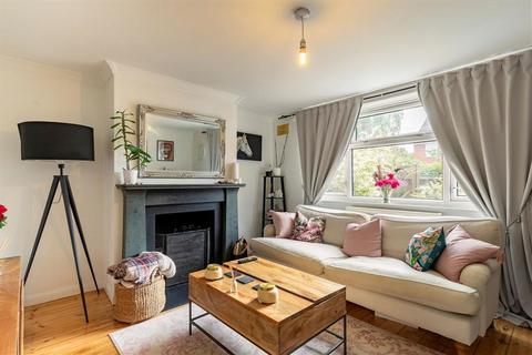 24 Temple Road, Richmond, TW9 2ED