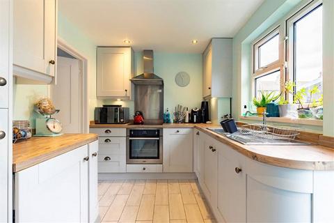 24 Temple Road, Richmond, TW9 2ED