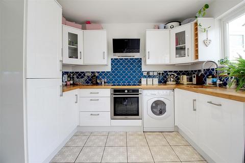 undefined, Emperor Close, Berkhamsted