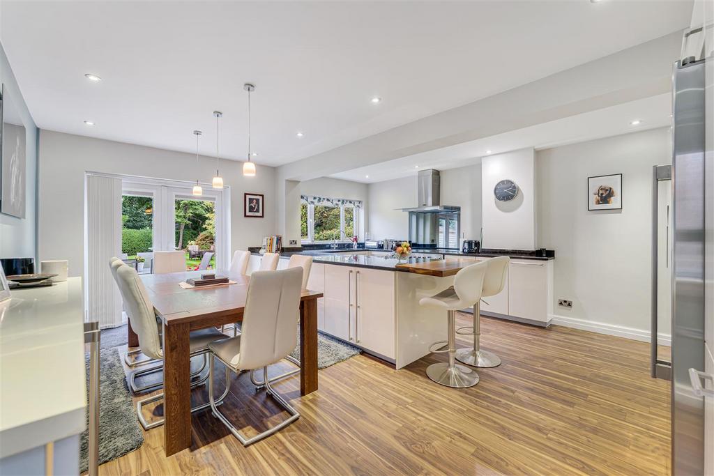 Dining Kitchen 3