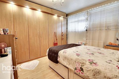 1 bedroom maisonette to rent, Reets Farm Close, London