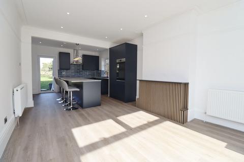 5 bedroom detached house for sale, Westbrook Avenue, Margate