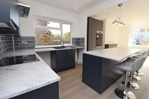 5 bedroom detached house for sale, Westbrook Avenue, Margate