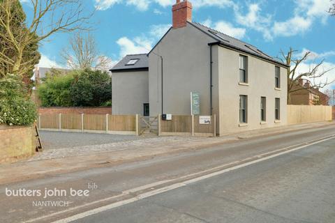 3 bedroom detached house for sale, Audlem Road, Crewe