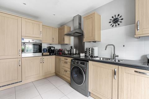 undefined, Brackendale Close, Englefield Green, Surrey, TW20