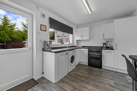 183 Brambleside, Kettering, NN16 9UQ