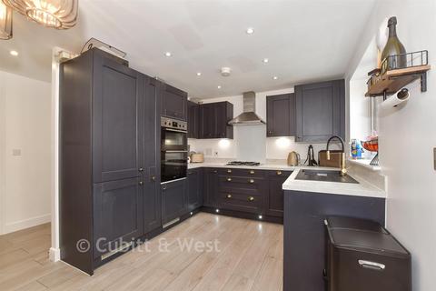 3 bedroom semi-detached house for sale, Butlers Way, East Grinstead RH19