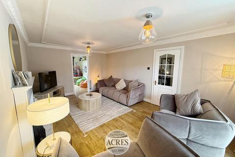 4 bedroom detached house for sale, Chestnut Close, Streetly, Sutton Coldfield
