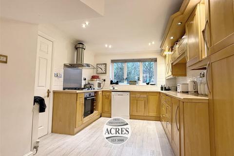 4 bedroom detached house for sale, Chestnut Close, Streetly, Sutton Coldfield
