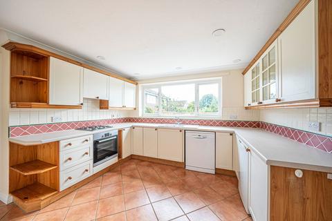 undefined, Lordsfield Gardens, Overton, Basingstoke, RG25 3EW