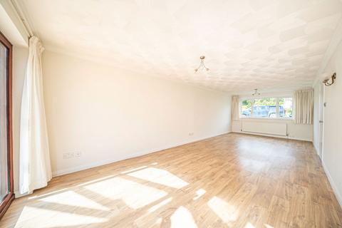undefined, Lordsfield Gardens, Overton, Basingstoke, RG25 3EW