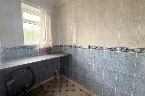 2 bedroom semi-detached house for sale, Kirkleys Avenue South, Derby DE21