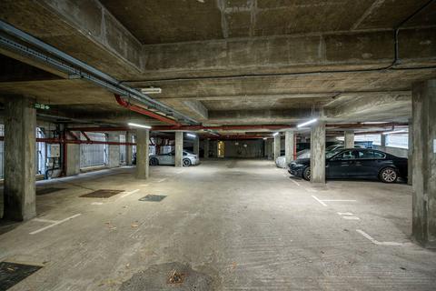 undefined, Tooley Street, Shad Thames, London, SE1