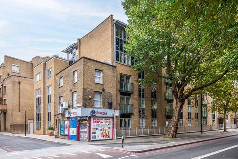 undefined, Tooley Street, Shad Thames, London, SE1