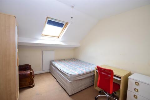 undefined, Heaton Road, Heaton, NE6