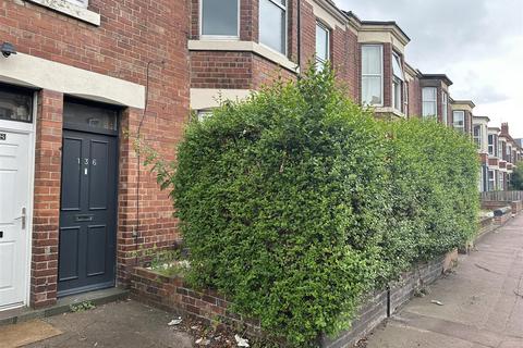 3 bedroom property to rent, Simonside Terrace, Newcastle Upon Tyne