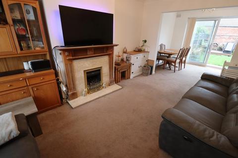 4 bedroom semi-detached house for sale, Westbury, Rochford, SS4