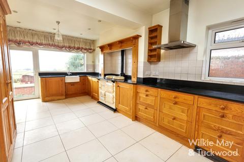 undefined, Wembdon Hill, Wembdon, Bridgwater TA6