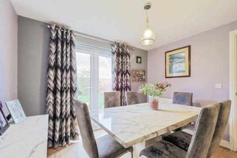 4 bedroom detached house for sale, Pinter Lane, Gainsborough DN21