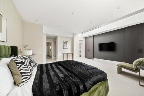 undefined, Southwell Gardens, South Kensington, London, SW7