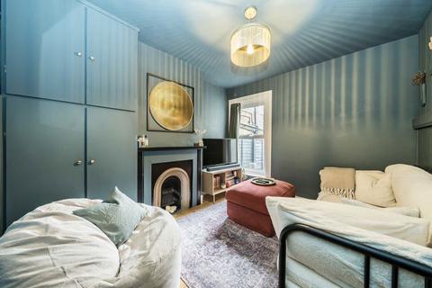 3 bedroom semi-detached house for sale, Danbrook Road, London SW16
